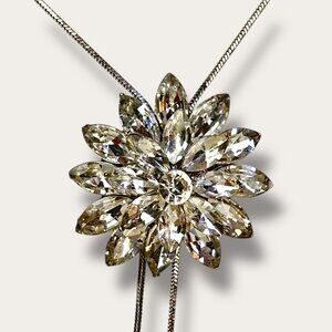 Vintage Sparkling Flower Slide Lariat Style Necklace Marquise Crystals Silver-To
